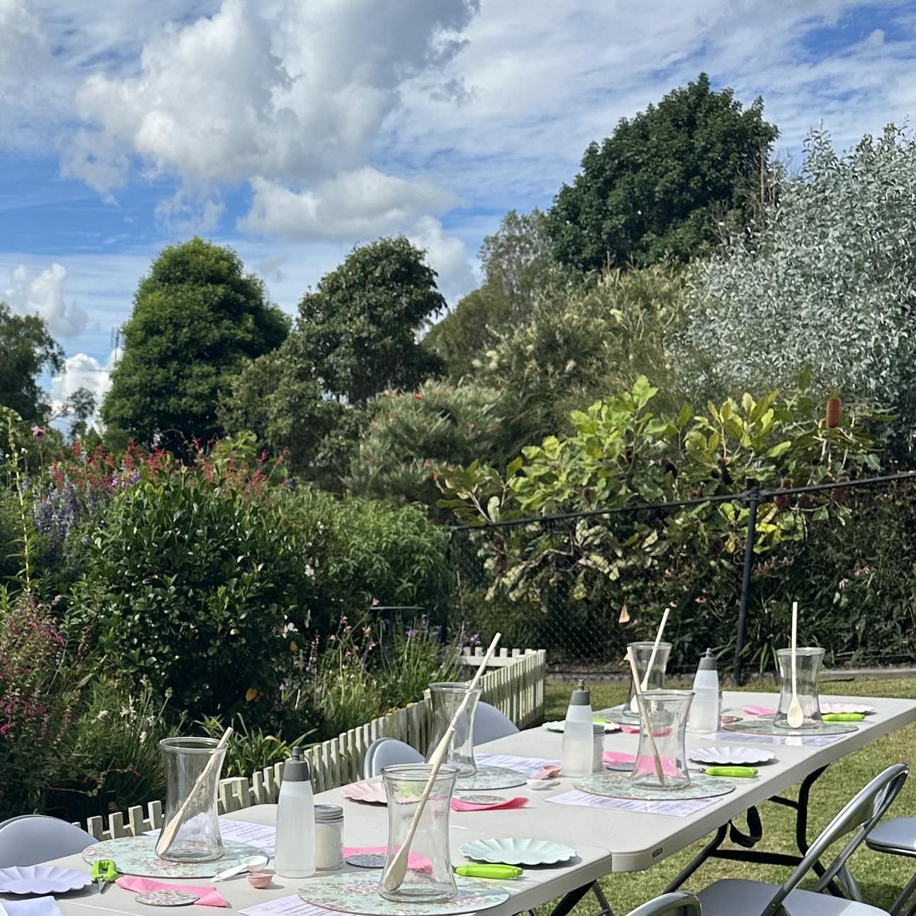 Bubbles and Bouquets Events